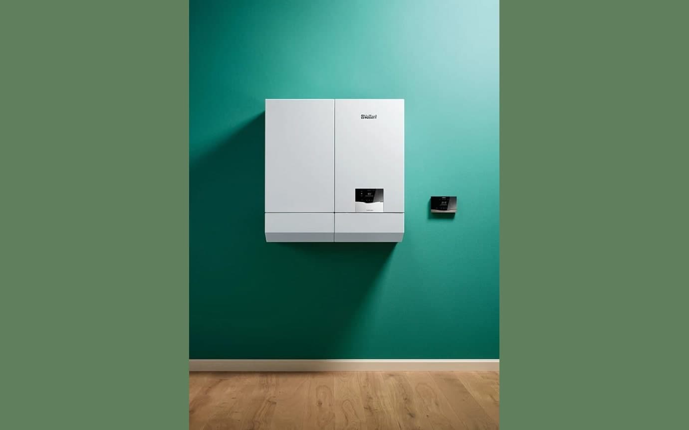 Vaillant Sestava VUW 32CS/1-5 ecoTEC plus + VIH QL 75/2 B vpravo